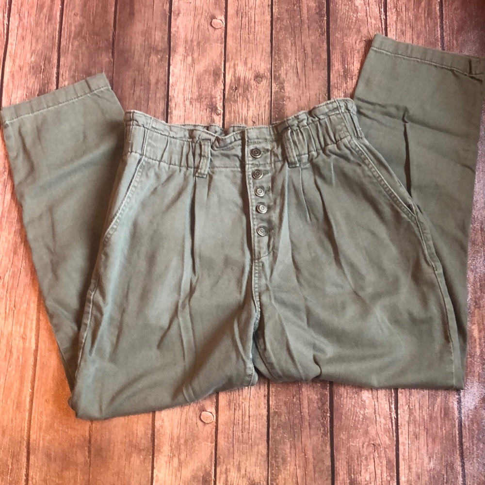 Time and Tru High Paper Bag Waist Olive Green Pants, Sz 10